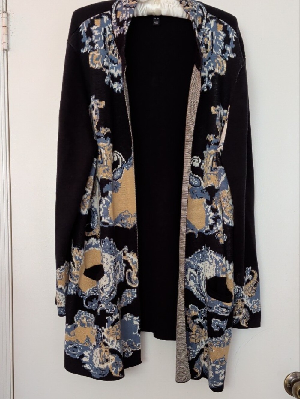 Never Been Worn - Jacquard Knit Susan Graver Weekend Black Sweater